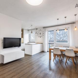 Prodej bytu 3+kk 89 m² Jesenice, Budějovická