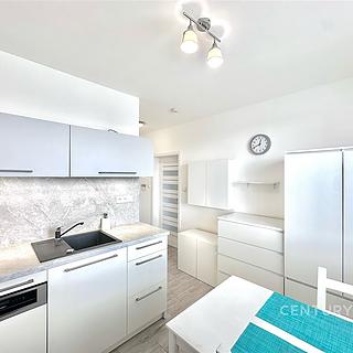 Pronájem bytu 1+1 35 m² Otrokovice, Svobodova