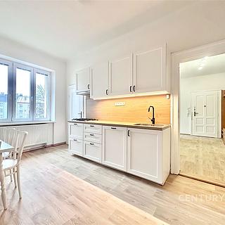 Pronájem bytu 2+1 86 m² Přerov I-Město, Čechova