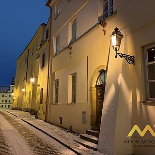 Pronájem bytu 2+kk 36 m² Hradec Králové, Dlouhá