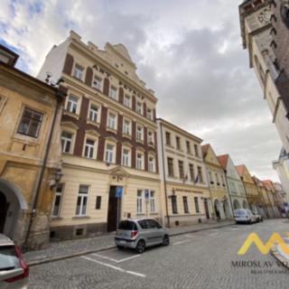 Pronájem bytu 2+1 78 m² Hradec Králové, náměstí Jana Pavla II.