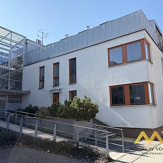 Pronájem bytu 4+kk 95 m² Hradec Králové Nový Hradec Králové, Národních mučedníků