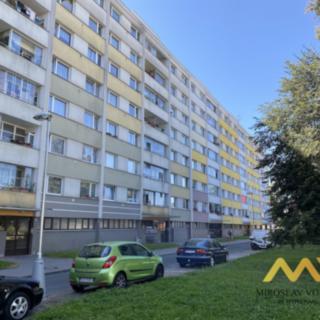 Prodej bytu 1+kk a garsoniéry 28 m² Hradec Králové Slezské Předměstí, Polní
