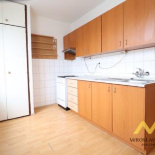 Pronájem bytu 1+1 40 m² Hradec Králové
