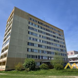 Pronájem bytu 1+kk a garsoniéry 30 m² Hradec Králové, Akademika Heyrovského
