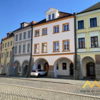 Pronájem bytu 2+kk 98 m² Hradec Králové