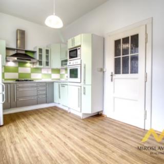 Pronájem bytu 2+1 65 m² Hradec Králové