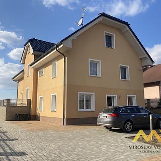 Pronájem bytu 4+kk 115 m&sup2; Lochenice