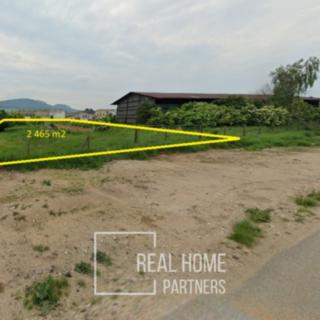 Prodej komerčního pozemku 2465 m² Strachotín