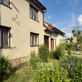 Prodej rodinného domu 377 m² Boleradice