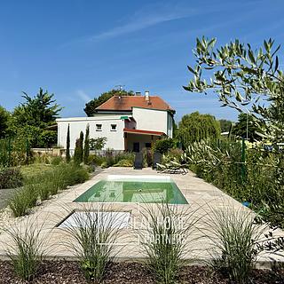 Prodej rodinného domu 359 m² Březí