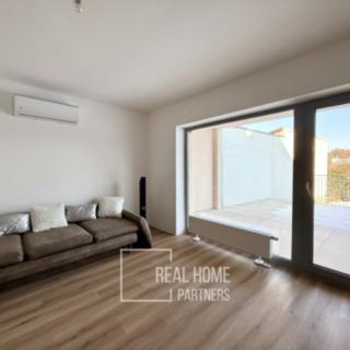 Prodej bytu 3+kk 136 m² Hostěnice