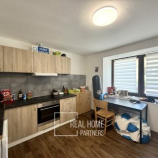 Prodej bytu 2+kk 41 m² Velké Bílovice, Lipová