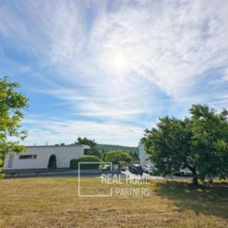 Prodej stavební parcely 1350 m&sup2; Brno