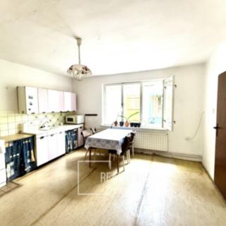 Prodej rodinného domu 377 m² Boleradice