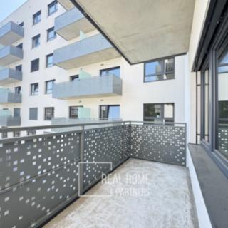 Pronájem bytu 2+kk 76 m² Brno