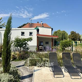 Prodej rodinného domu 359 m² Březí