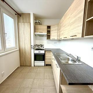 Pronájem bytu 2+1 48 m² Kralupy nad Vltavou