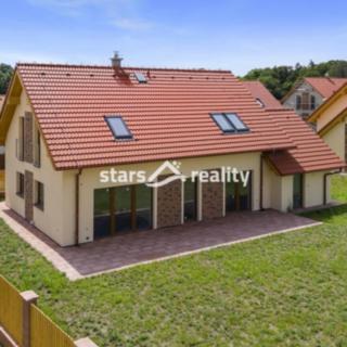 Prodej rodinného domu 179 m² Veltrusy, Akátová
