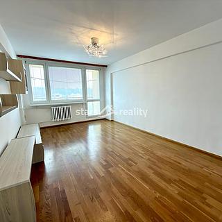 Pronájem bytu 3+1 68 m² Kralupy nad Vltavou, sídl. Hůrka