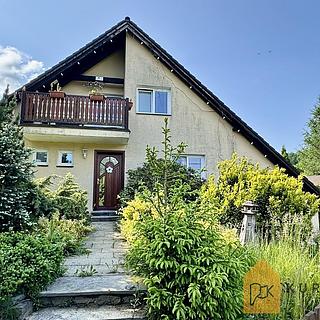 Prodej rodinného domu 195 m² Karlovice