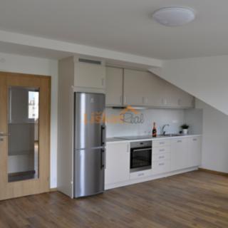 Pronájem bytu 4+kk 86 m² Brno