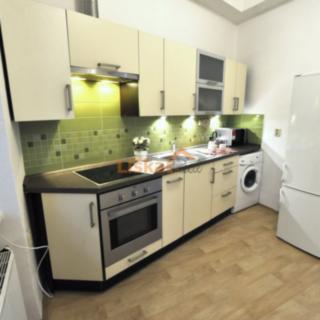 Pronájem bytu 1+1 30 m² Brno Staré, Pekařská