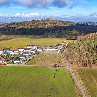 Prodej stavební parcely 4295 m² Losiná