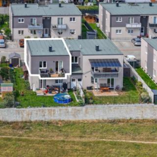 Prodej bytu 3+kk 91 m² Vochov