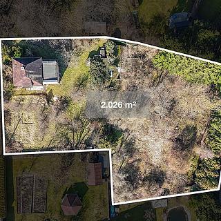 Prodej stavební parcely 2 026 m² Starý Plzenec, Nádražní