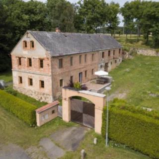 Prodej rodinného domu 365 m² Nečtiny Čestětín