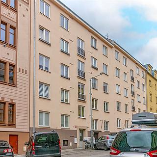 Prodej bytu 1+1 29 m² Praha Libeň, V zahradách