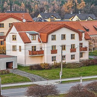 Prodej bytu 3+kk 78 m² Tlučná