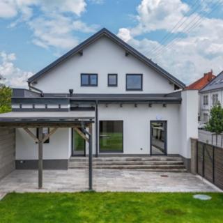 Prodej rodinného domu 172 m² Unhošť, Karlovarská