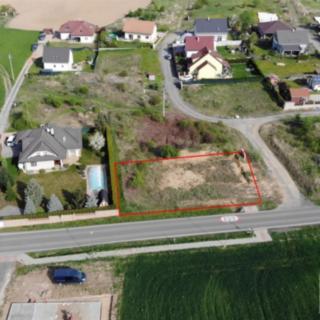 Prodej stavební parcely 690 m² Zlatá