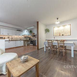 Prodej bytu 3+kk 87 m² Praha