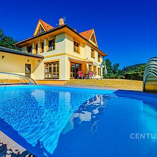 Prodej ostatního komerčního prostoru 327 m² Sázava Čeřenice