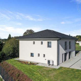 Prodej rodinného domu 145 m² Všestary