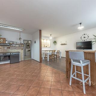 Prodej bytu 3+kk 87 m² Praha Černý Most, náměstí Plukovníka Vlčka