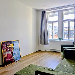 Pronájem bytu 2+kk 45 m² Praha