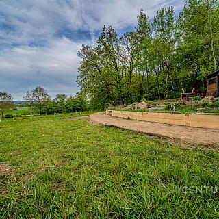 Prodej stavební parcely 10 601 m² Vysoký Chlumec