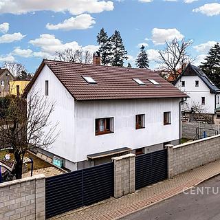 Prodej rodinného domu 200 m² Říčany