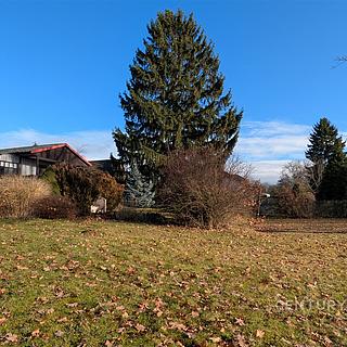 Prodej stavební parcely 2485 m&sup2; Jesenice