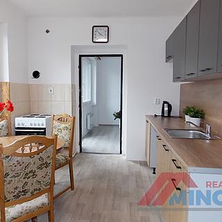 Pronájem bytu 3+1 75 m² Zlonice, Pippichova