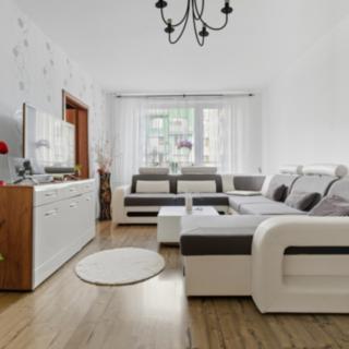 Prodej bytu 3+1 74 m² Karlovy Vary Drahovice, Vítězná