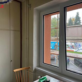 Prodej bytu 2+1 55 m² Karlovy Vary Stará Role, Školní