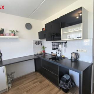 Pronájem bytu 1+1 35 m² Karlovy Vary Drahovice, Úvalská