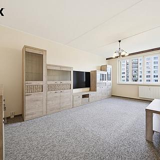 Prodej bytu 3+1 77 m² Chomutov, Borová