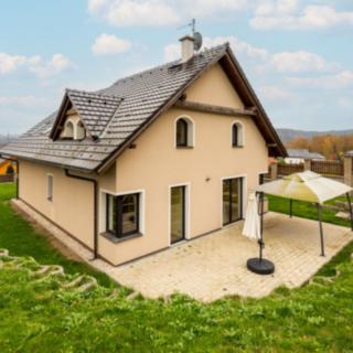 Prodej rodinného domu 205 m² Jenišov