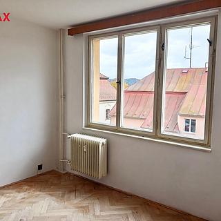 Prodej bytu 2+1 60 m² Žlutice, Obránců míru